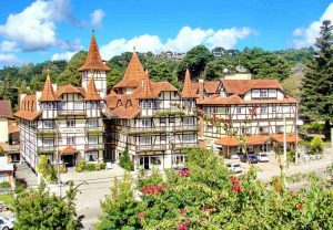 Diária Sky Hotéis Com Desconto - Cupom CHAPEUDEVIAGEM Foto do Hotel