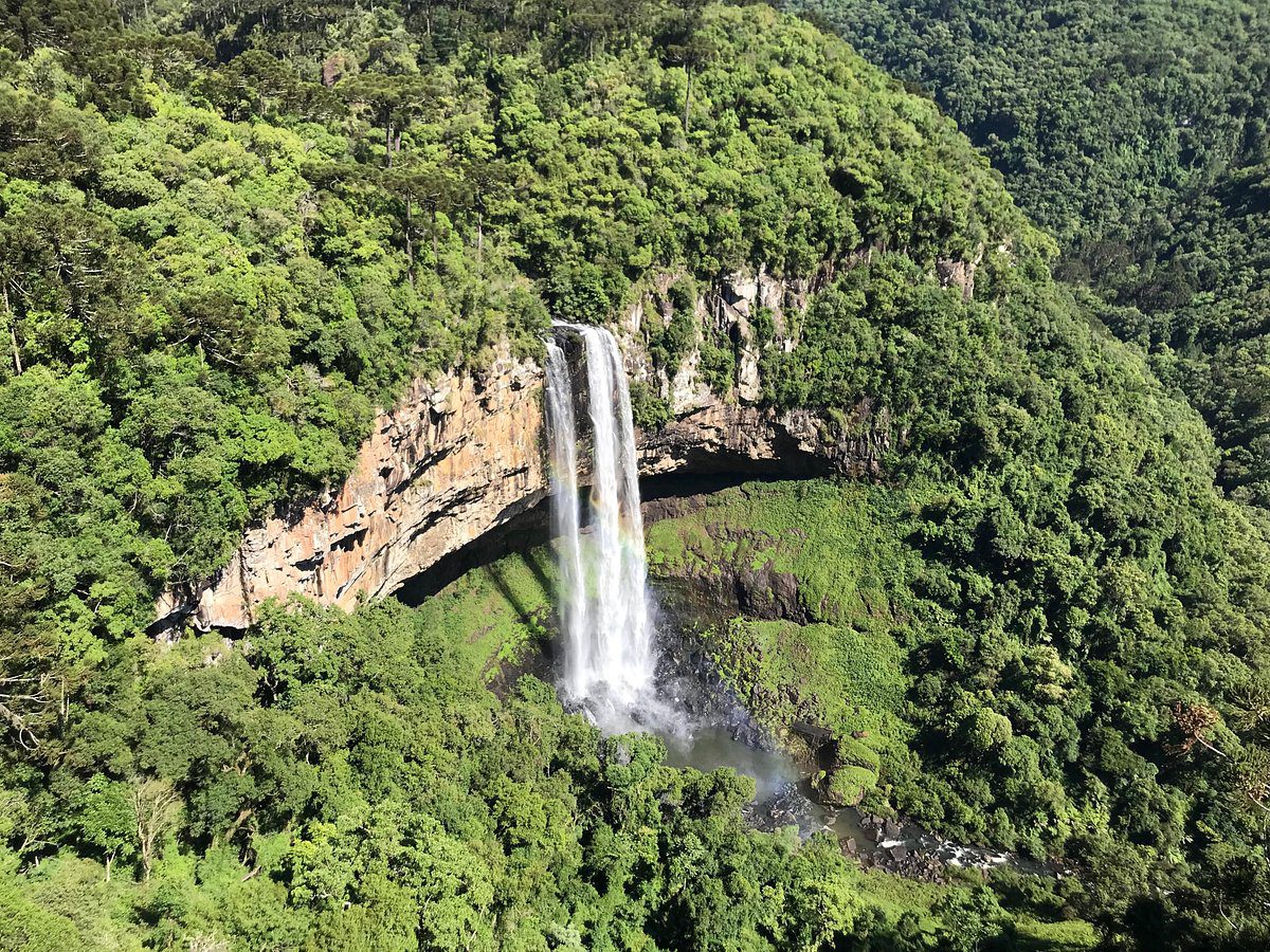 Ingresso Pé da Cascata Explorer com Desconto CHAPEUDEVIAGEM