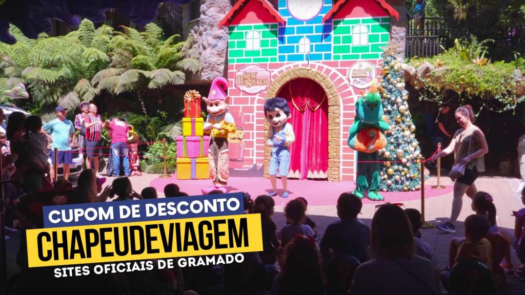 Cupom Parque Florybal CHAPEUDEVIAGEM com até 15% de deconto! Tudo sobre... 10 Cupom Parque Florybal CHAPEUDEVIAGEM - Personagens florybal em frente a um castelinho