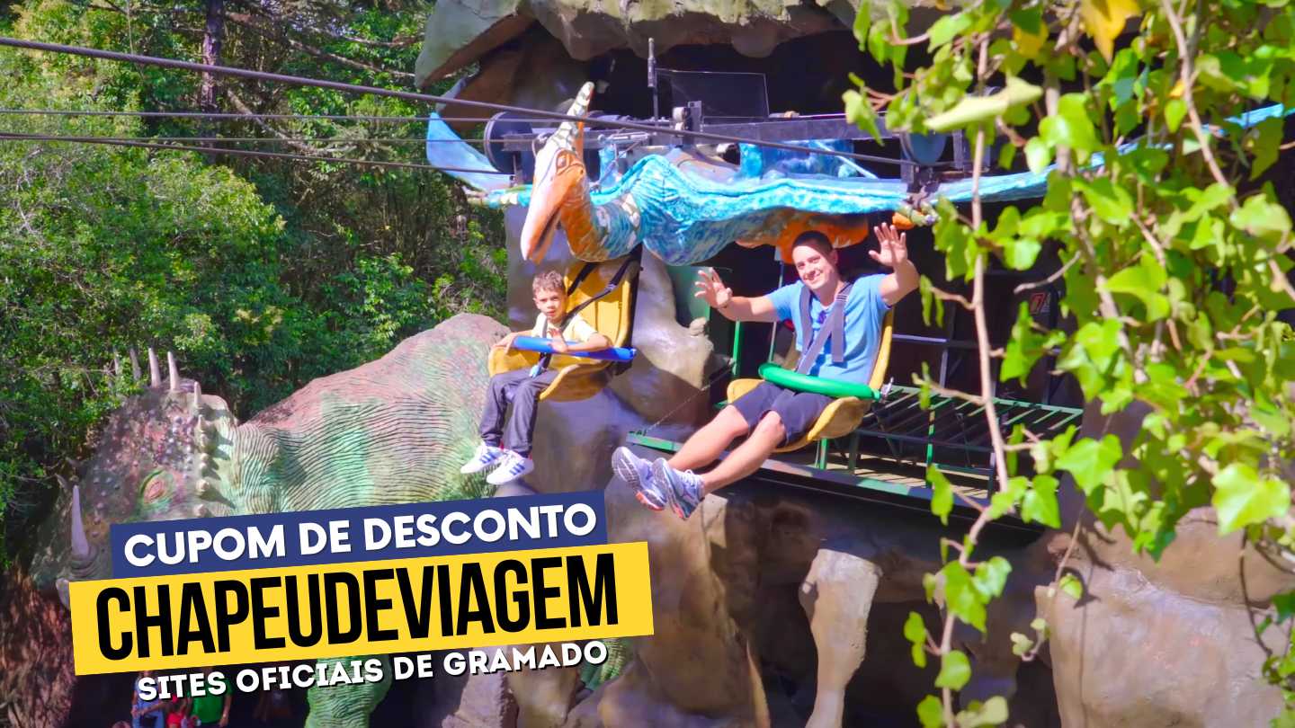 Cupom Parque Florybal CHAPEUDEVIAGEM com até 15% de deconto! Tudo sobre... 11 Cupom Parque Florybal CHAPEUDEVIAGEM - Pessoas na tirolesa de piterodatilo