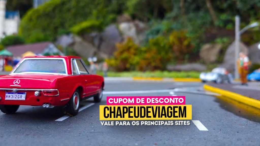 Mini Mundo Cupom CHAPEUDEVIAGEM até 15% de Desconto 16 Mini Mundo Cupom CHAPEUDEVIAGEM - Carrinho em miniatura no estacionamento