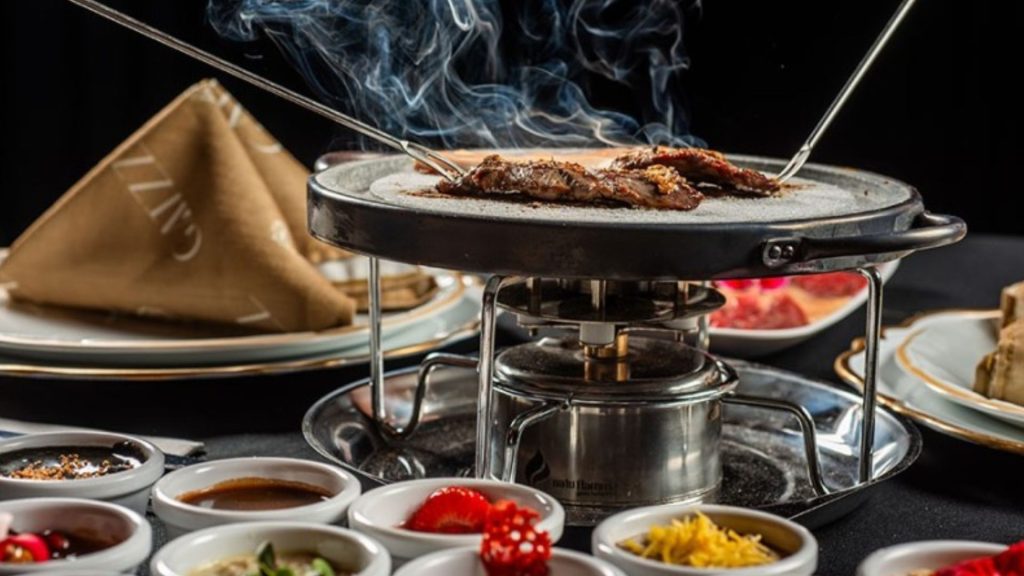 Fondue Gatzz Gramado Cupom CHAPEUDEVIAGEM - Fondue de Carnes