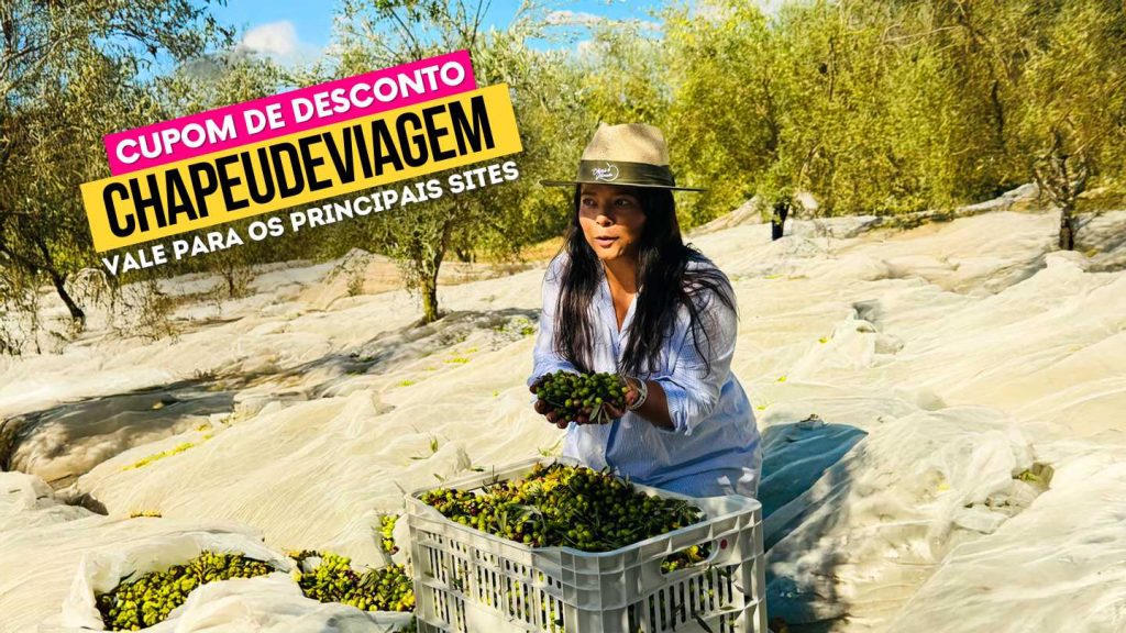 Cupom Olivas Gramado Vale a Pena? 10% OFF 22 Cupom Olivas Gramado CHAPEUDEVIAGEM - mulher com olivas nas mãos