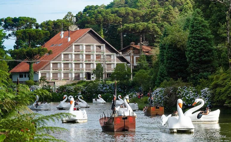 Foto do Lago Negro em Gramado Atração Gratuita, pedalinhos