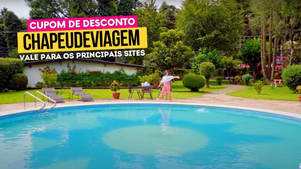 Hotel Ritta Hoppner Cupom CHAPEUDEVIAGEM - até 25% de Desconto, Guia Completo 12 Hotel Ritta Hoppner Cupom CHAPEUDEVIAGEM - Andy nos fundos caminhando na borda da piscina