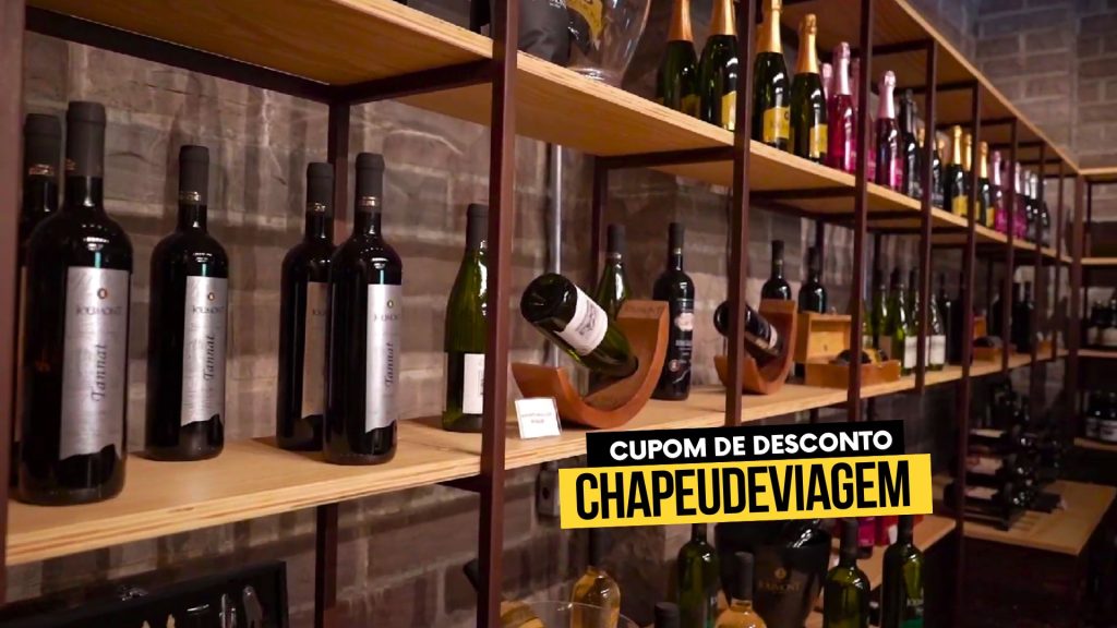 Vinícola Jolimont Cupom - Fotos dos Vinhos em Exibição da Vitivinícola
