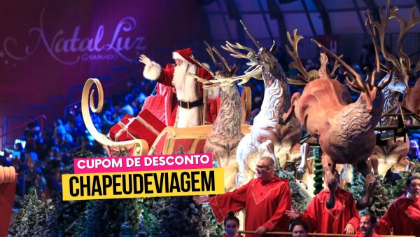 Ingresso Natal Luz Cupom CHAPEUDEVIAGEM - Foto do Desfile de Natal em Gramado