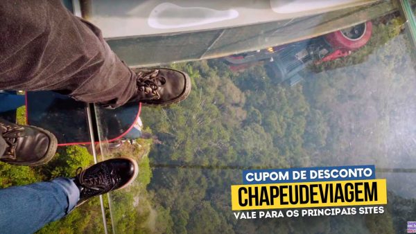 Ingresso SkyGlass Cupom CHAPEUDEVIAGEM - Pés na Plataforma de vidro