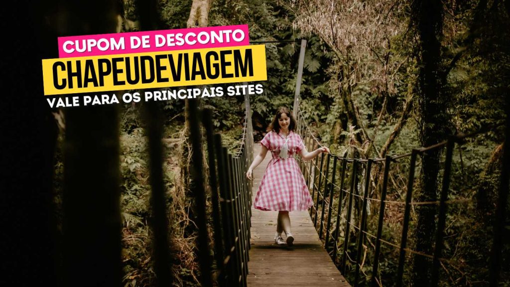 Garden Park Gramado Cupom CHAPEUDEVIAGEM - Andy caminhando na ponte