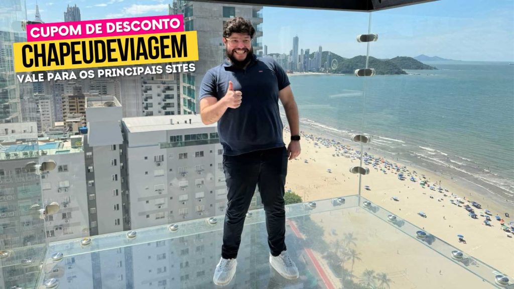 Summit BC Cupom CHAPEUDEVIAGEM - Sutil fazendo joinha no cubo de vidro