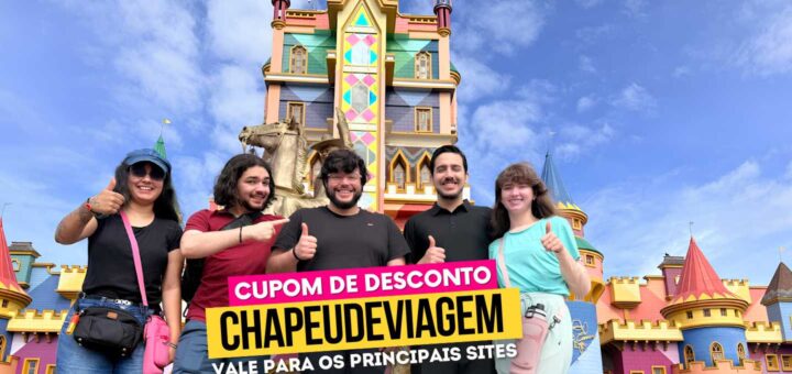 Melhores Atrações Beto Carrero Cupom CHAPEUDEVIAGEM até 15% de Desconto 1 Melhores Atracoes Beto Carrero Cupom CHAPEUDEVIAGEM pessoas da equipe na frente do Beto Carrero - Melhores Atrações Beto Carrero Cupom