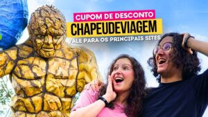 Cupom Parque Florybal CHAPEUDEVIAGEM - Ph e Andy ao lado do Golem