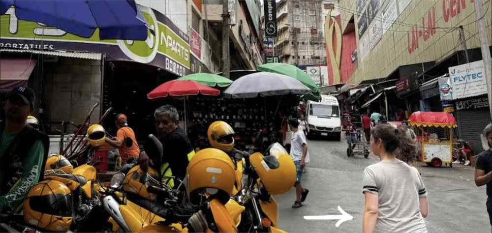 Rua de compras em Ciudad del Este, no Paraguai